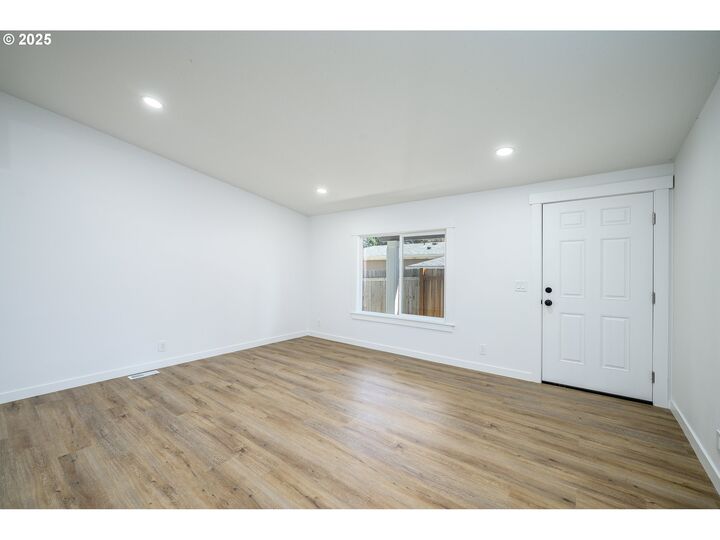 Property Photo: 13620 SW Beef Bend Rd 38 OR 97224