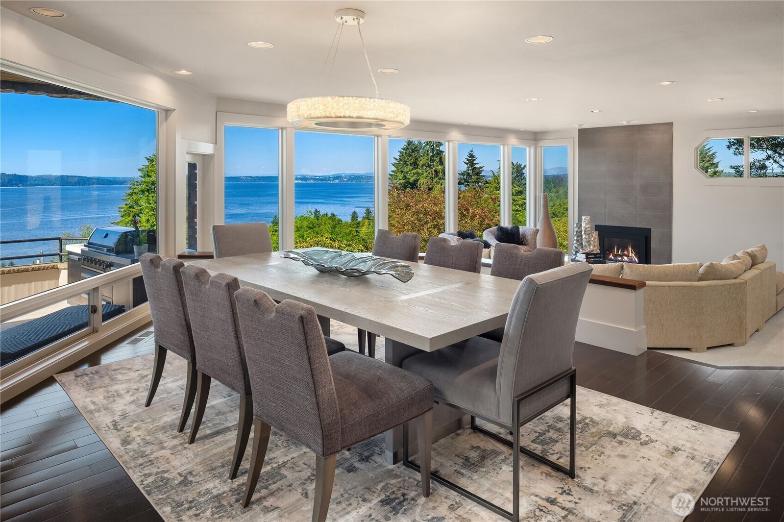 Property Photo:  6411  View Street NE  WA 98422 