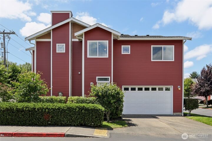 Property Photo: 6520 127th Street Ct E WA 98373