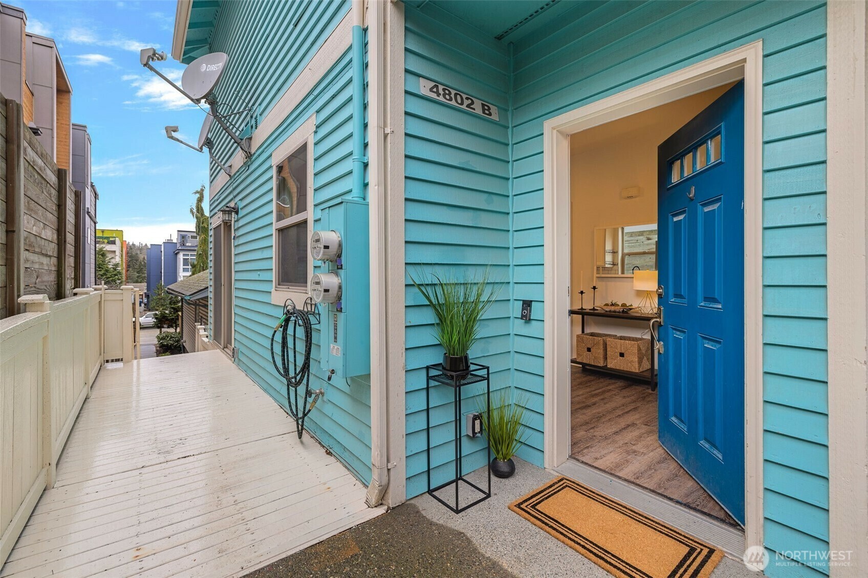 Property Photo: 4802 Delridge Way SW WA 98106
