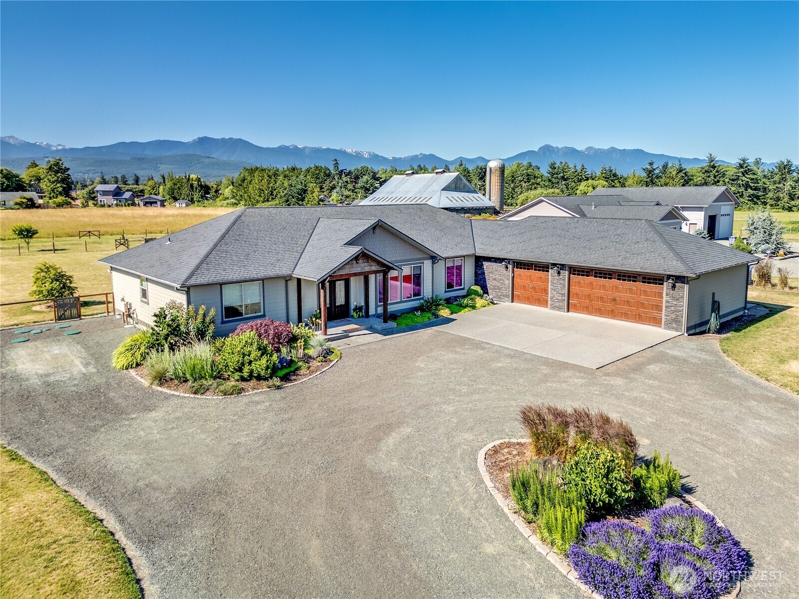 Property Photo: 73 Sable Court WA 98382