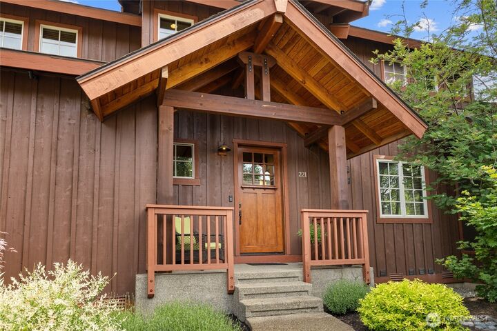 Property Photo:  221  Cake Box Lane  WA 98922 