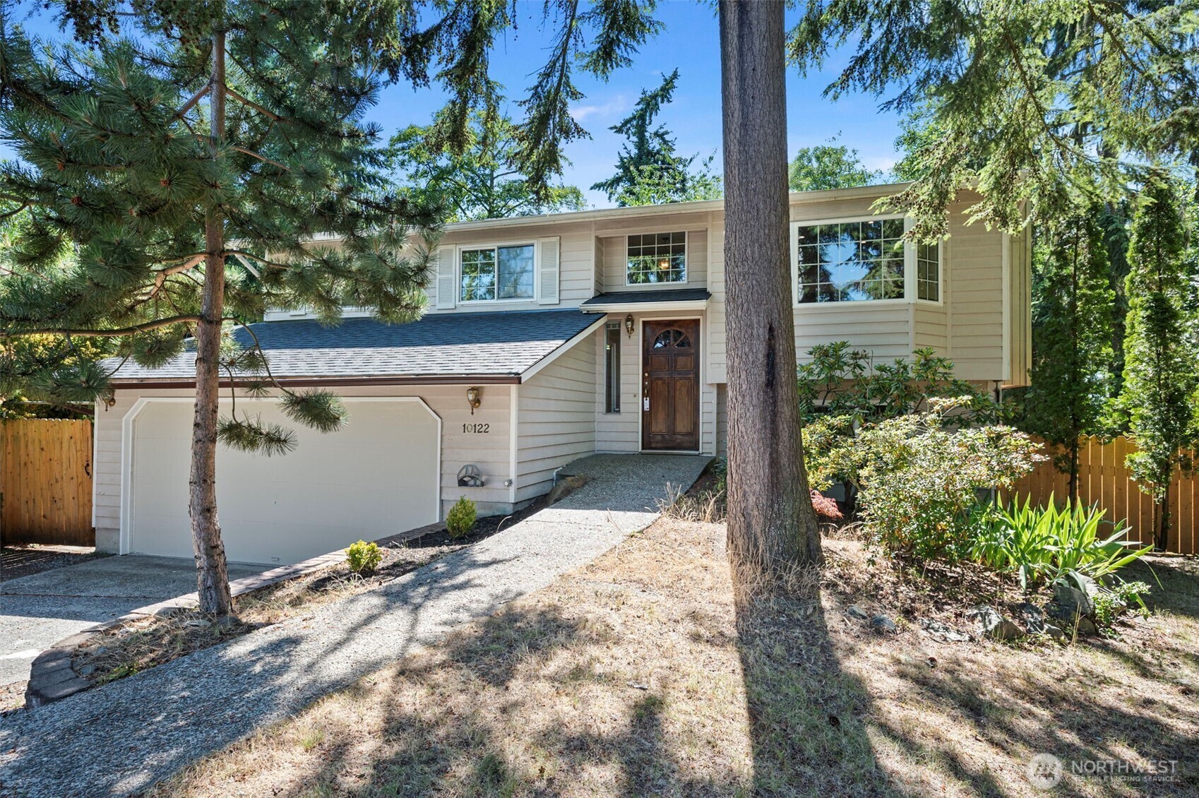10122  50th Place W  Mukilteo WA 98275 photo