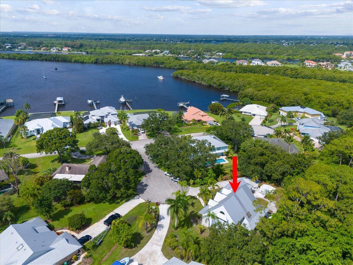 Property Photo: 1012 SE Kitching Cove Lane FL 34952