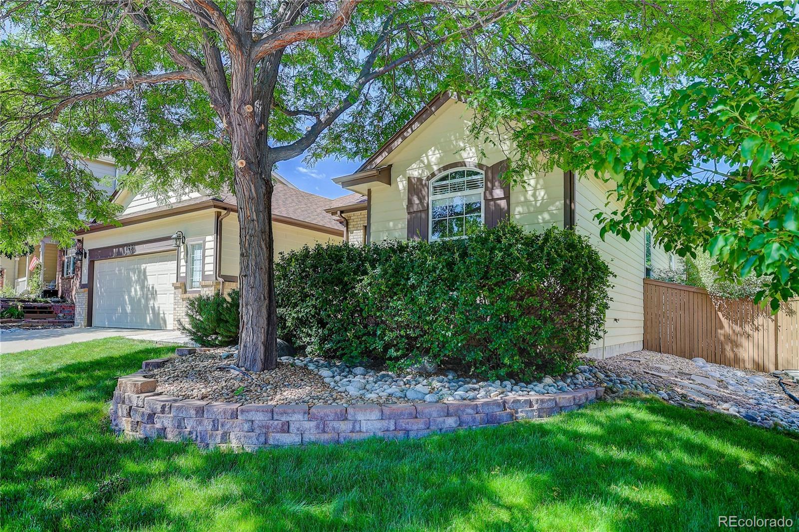 Property Photo: 8651 Mallard Place CO 80126