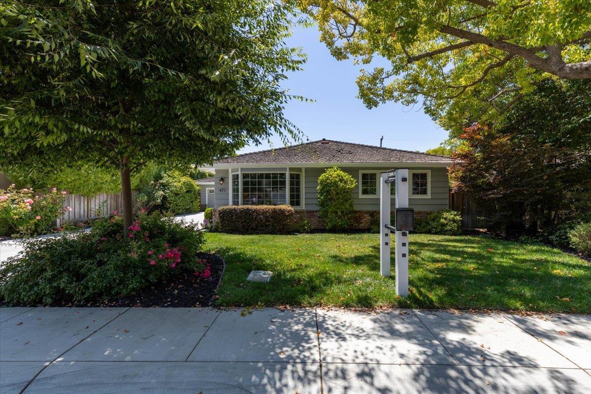 Property Photo: 471 Claremont Way CA 94025