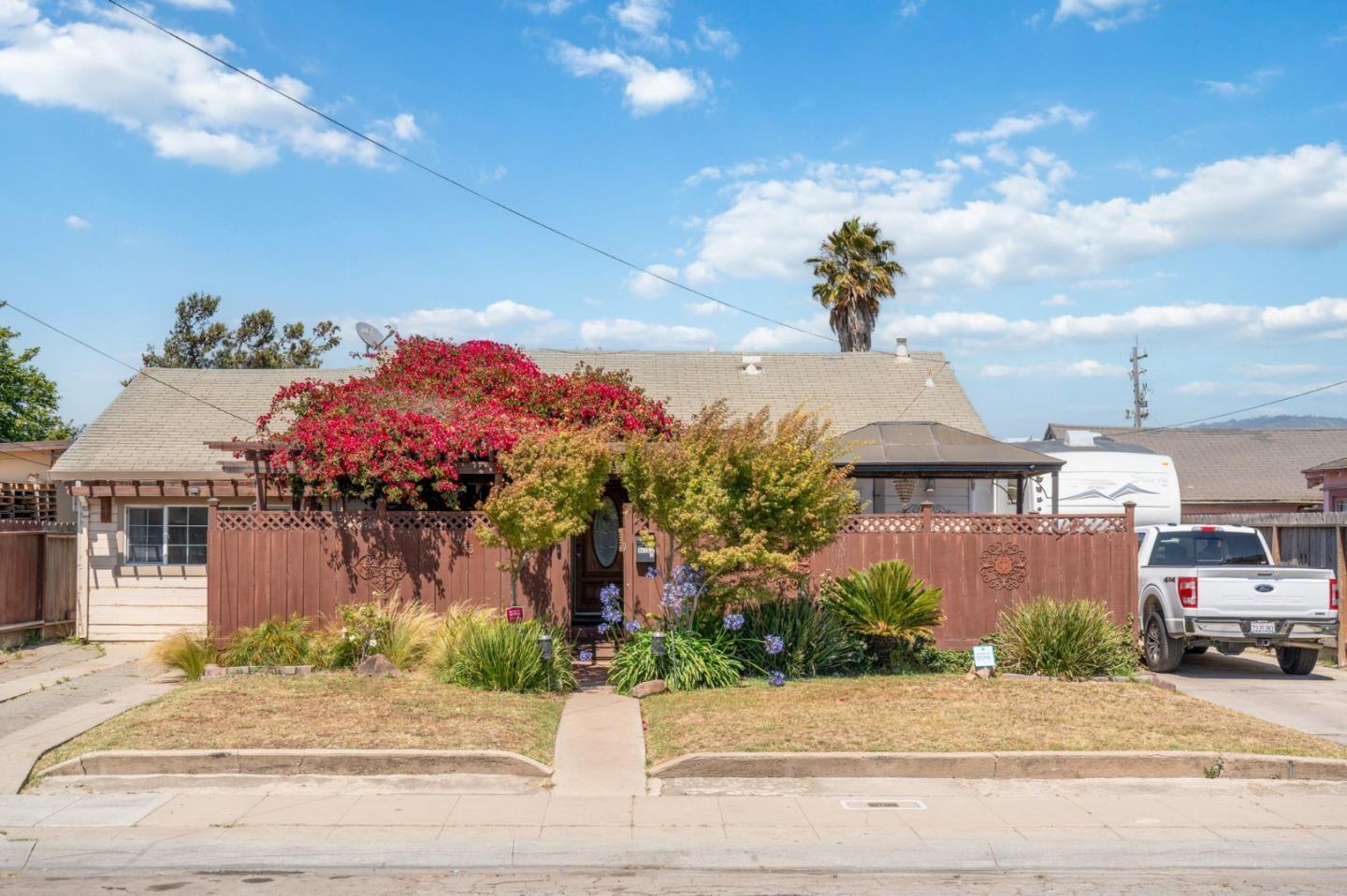 Property Photo: 1413 Wiren Street CA 93905