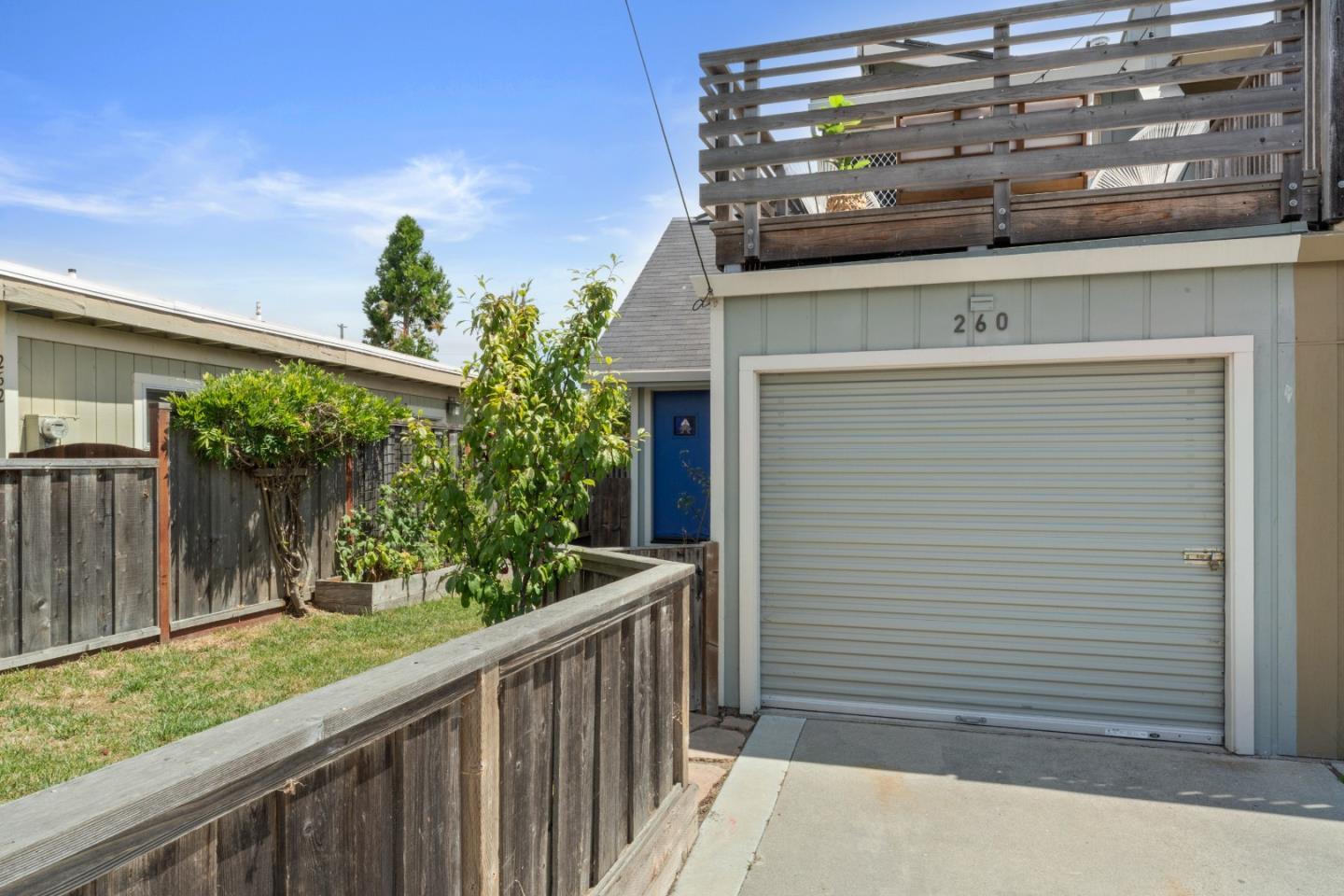 Property Photo: 260 Walk Circle CA 95060