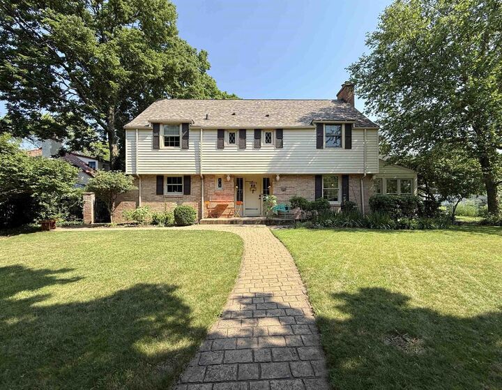 1801 Sherwood SW Drive  Beloit WI 53511 photo