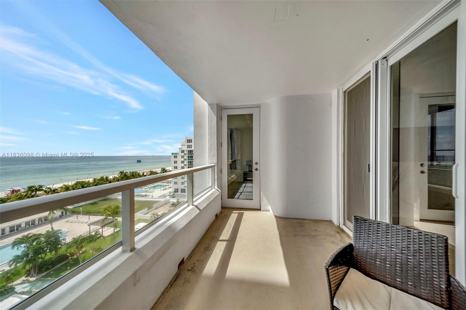 Property Photo:  5005 Collins Ave 815  FL 33140 