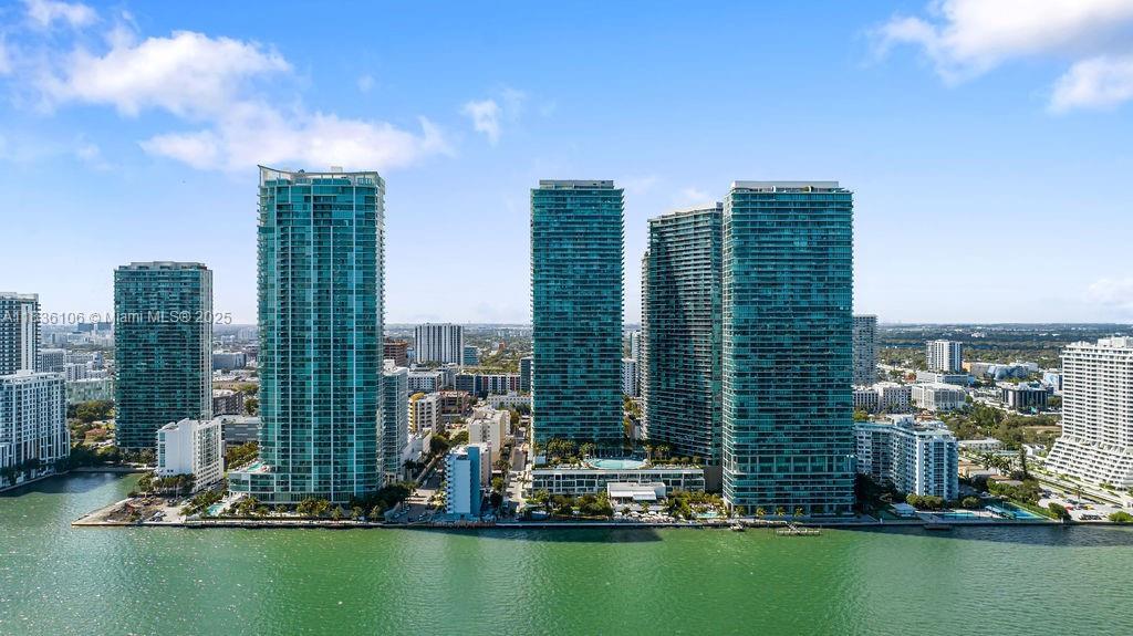 650 NE 32nd St 2205  Miami FL 33137 photo