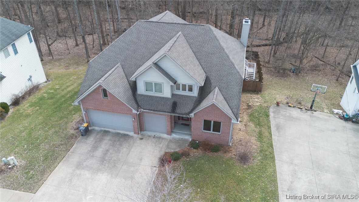 Property Photo: 1552 S Andrew Circle IN 47401
