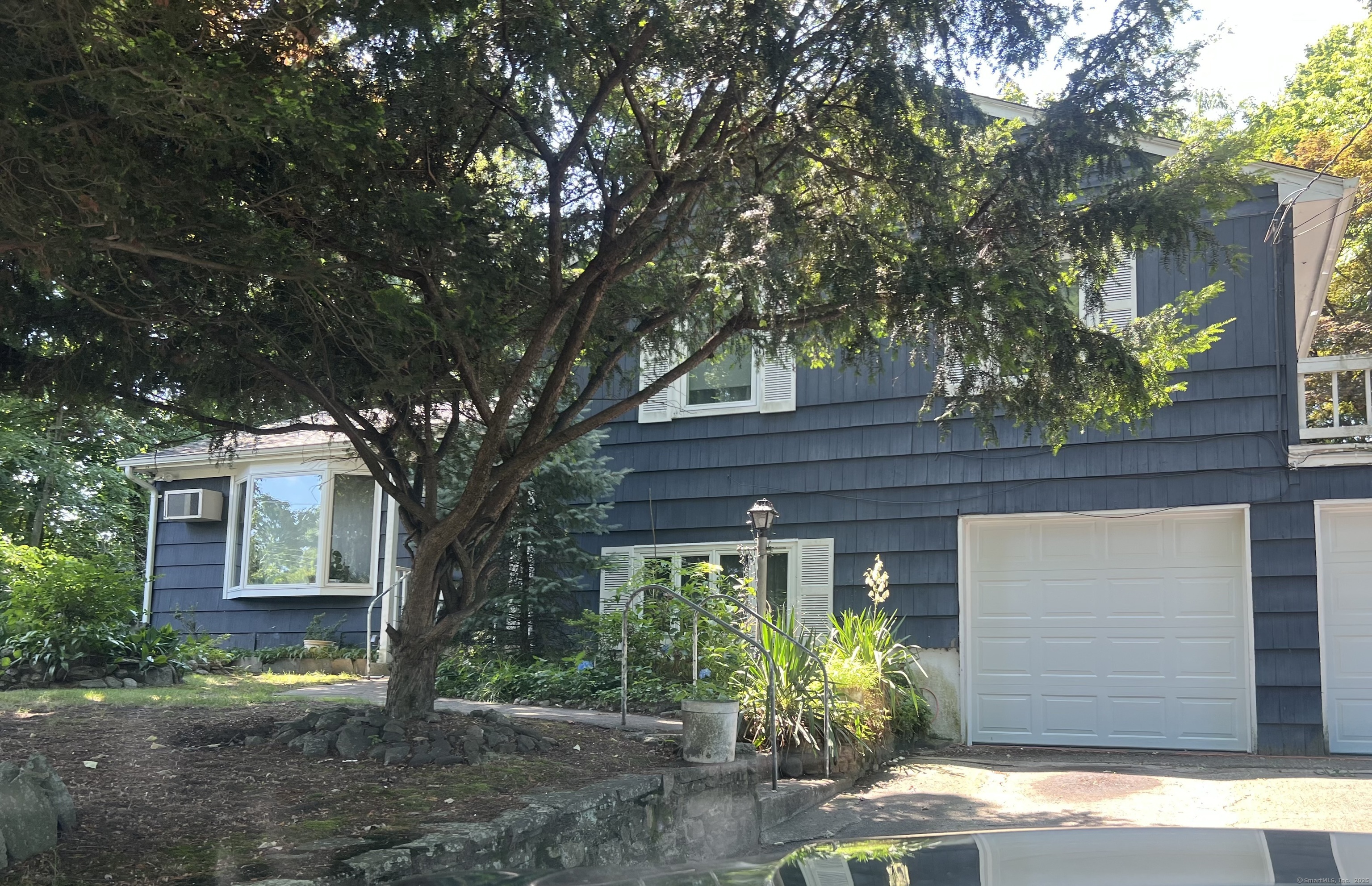 Property Photo:  293 Barryscott Drive  CT 06825 