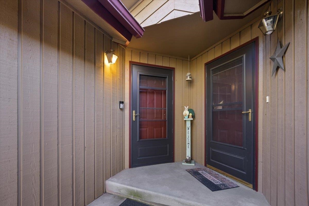 Property Photo: 3714 S Alder Cir WA 99223