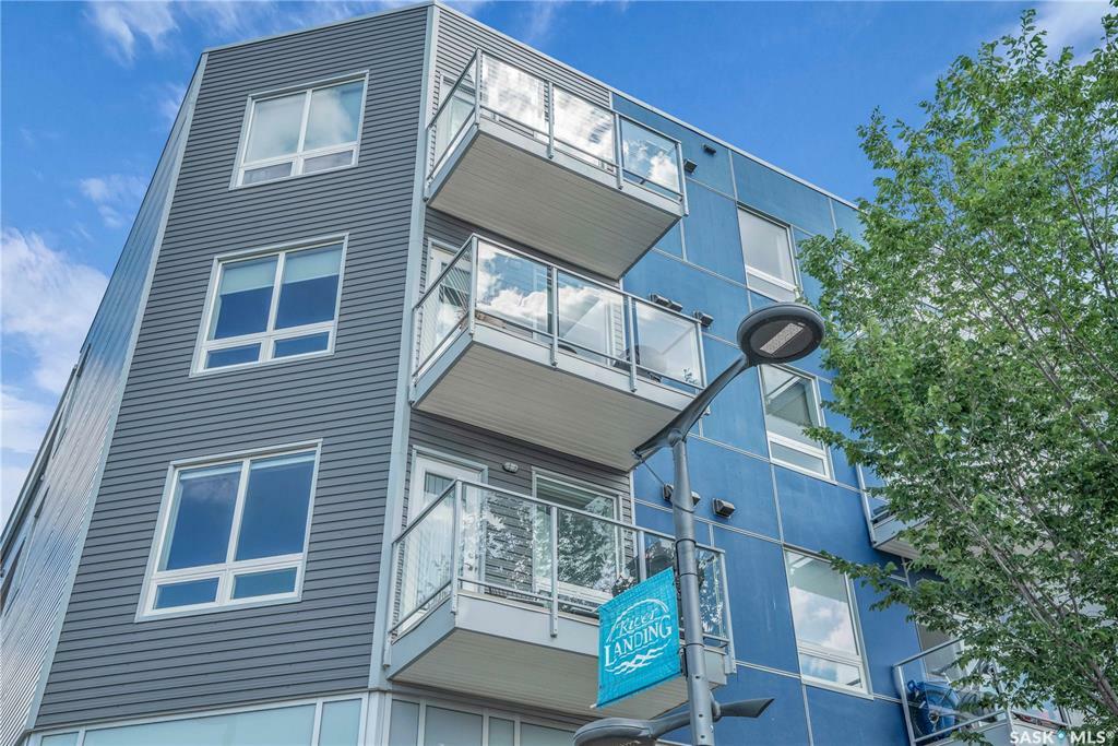Property Photo: 404 C Avenue S 314 SK S7M 5M9
