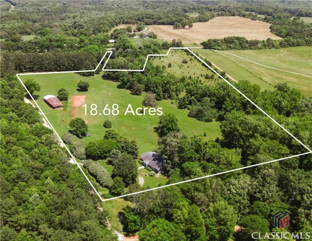 Property Photo: 1020 Belmont Road GA 30605