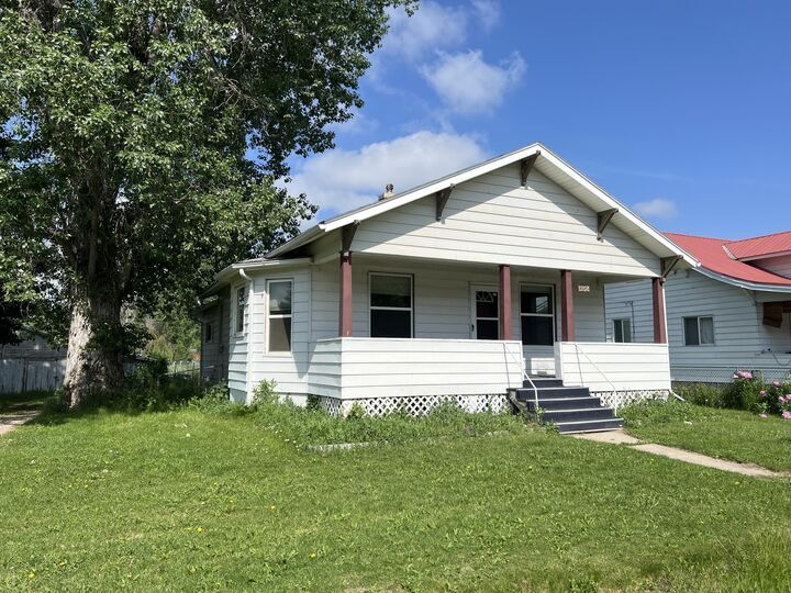 Property Photo:  1208/1210 Emerson Street  WY 82801 