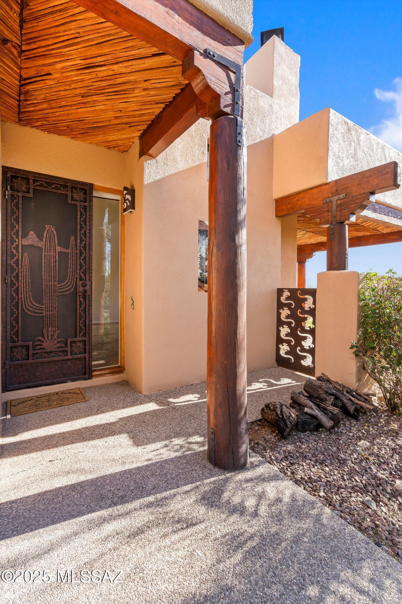 Property Photo:  11140 N Poinsettia Drive  AZ 85737 