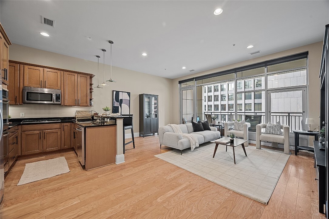 Property Photo: 301 5th 505 PA 15222