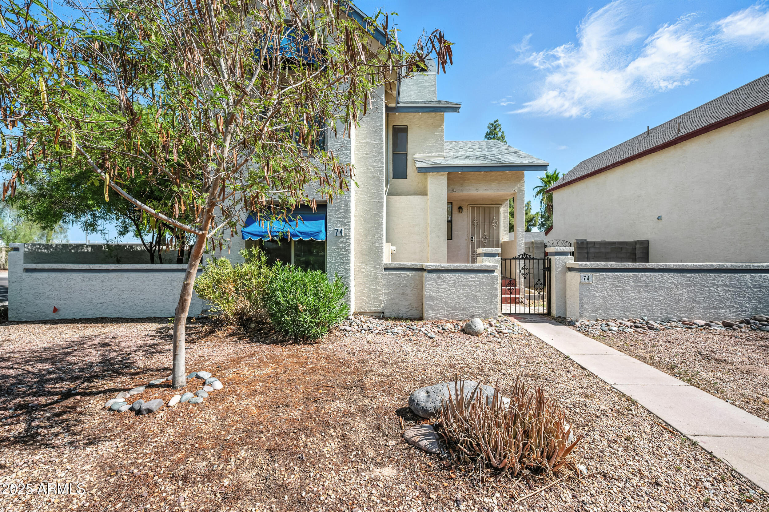 Property Photo: 1535 N Horne -- 74 AZ 85203