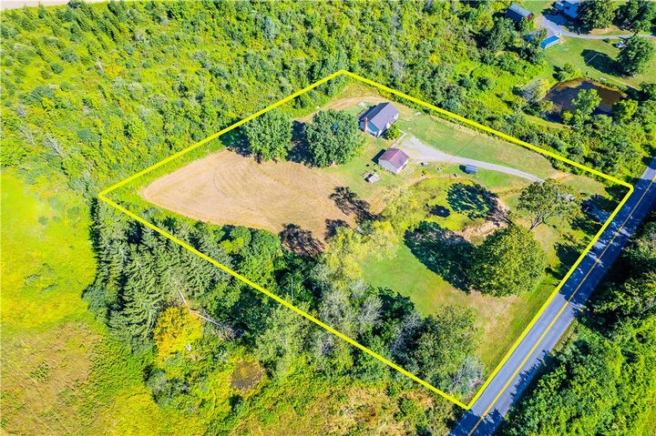 Property Photo:  1063 County Road 5  NY 14870 