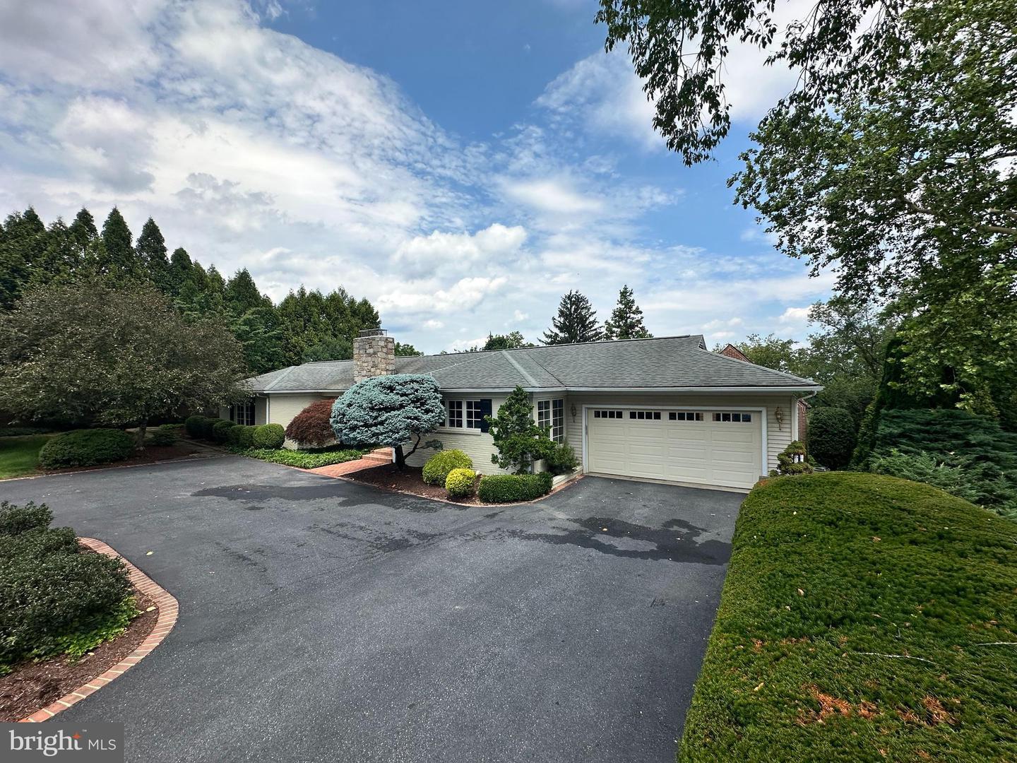 Property Photo: 2840 Sunset Drive PA 17011