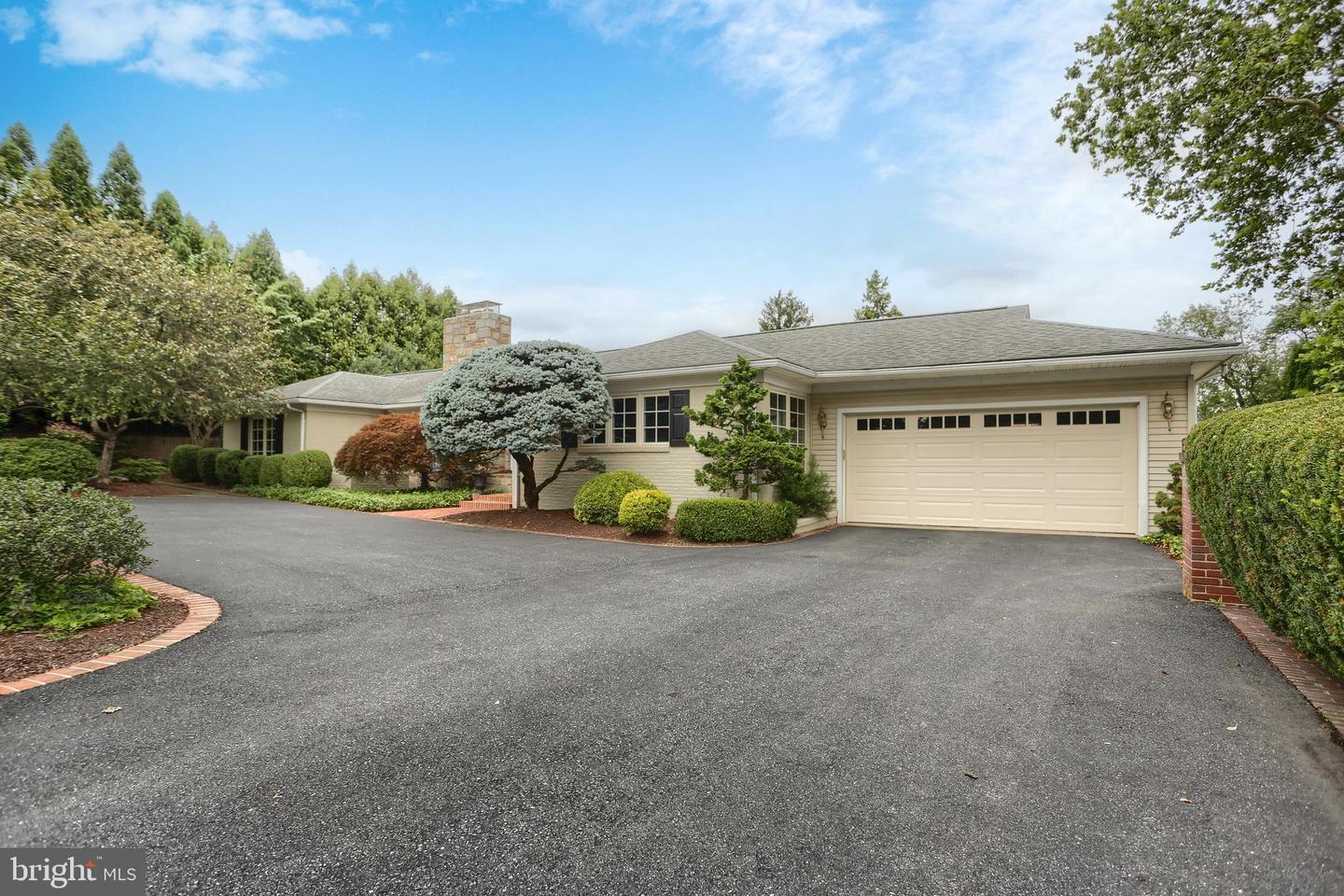Property Photo:  2840 Sunset Drive  PA 17011 