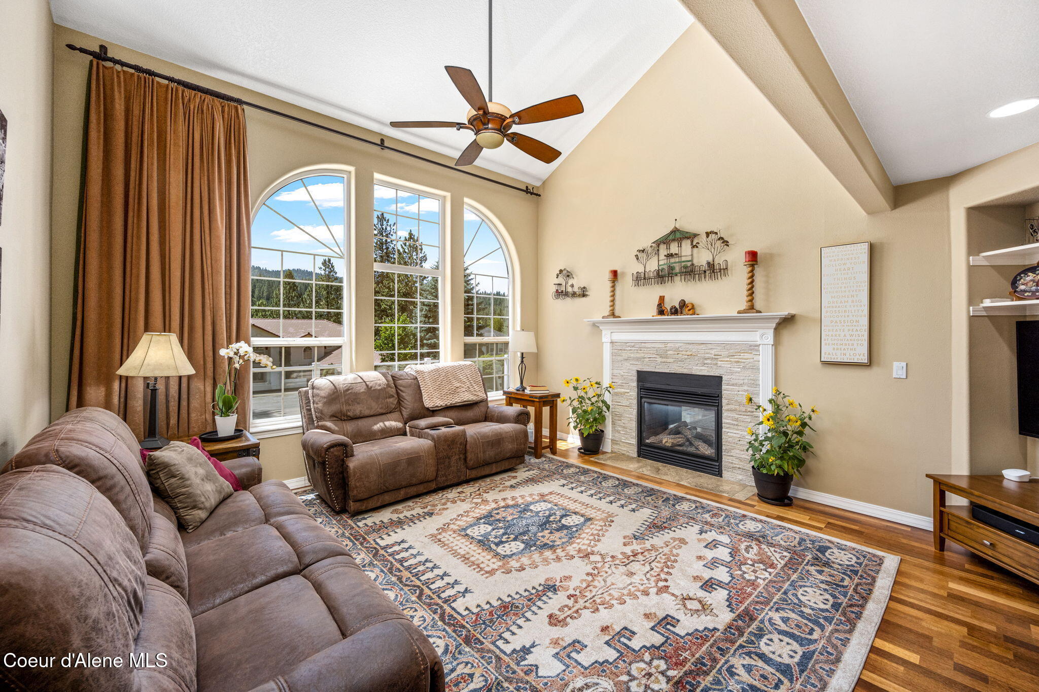 Property Photo: 5570 E Shoreline Dr ID 83854