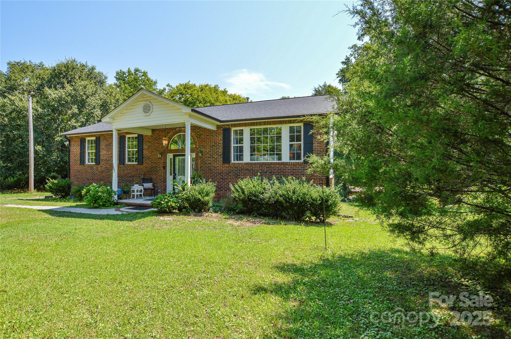 Property Photo:  167 S Main Street  SC 29729 
