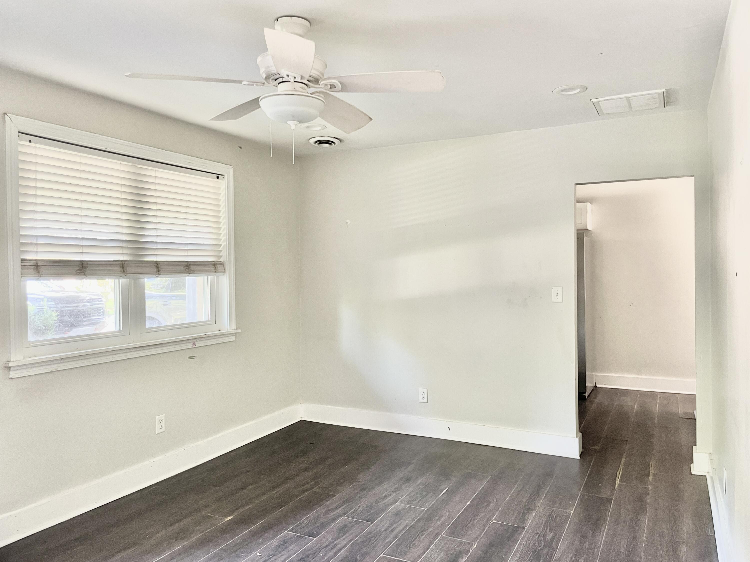 Property Photo: 1341 Wallerton Avenue SC 29407