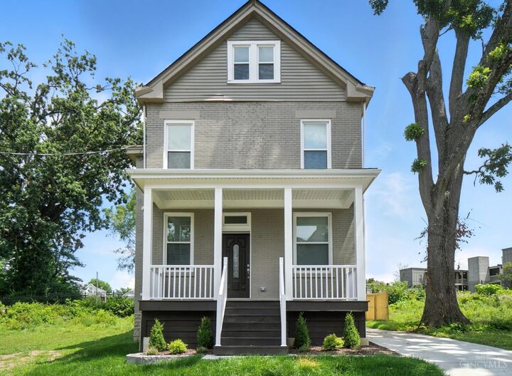Property Photo:  1582 Dixmont Avenue  OH 45207 