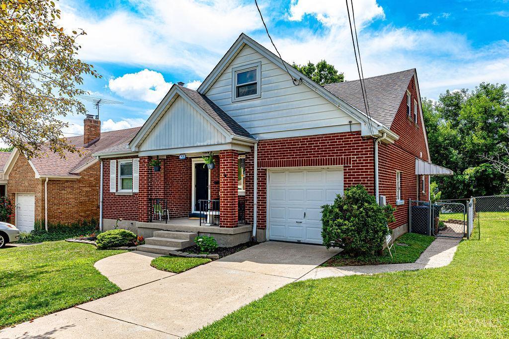 Property Photo: 4213 Alex Avenue OH 45211