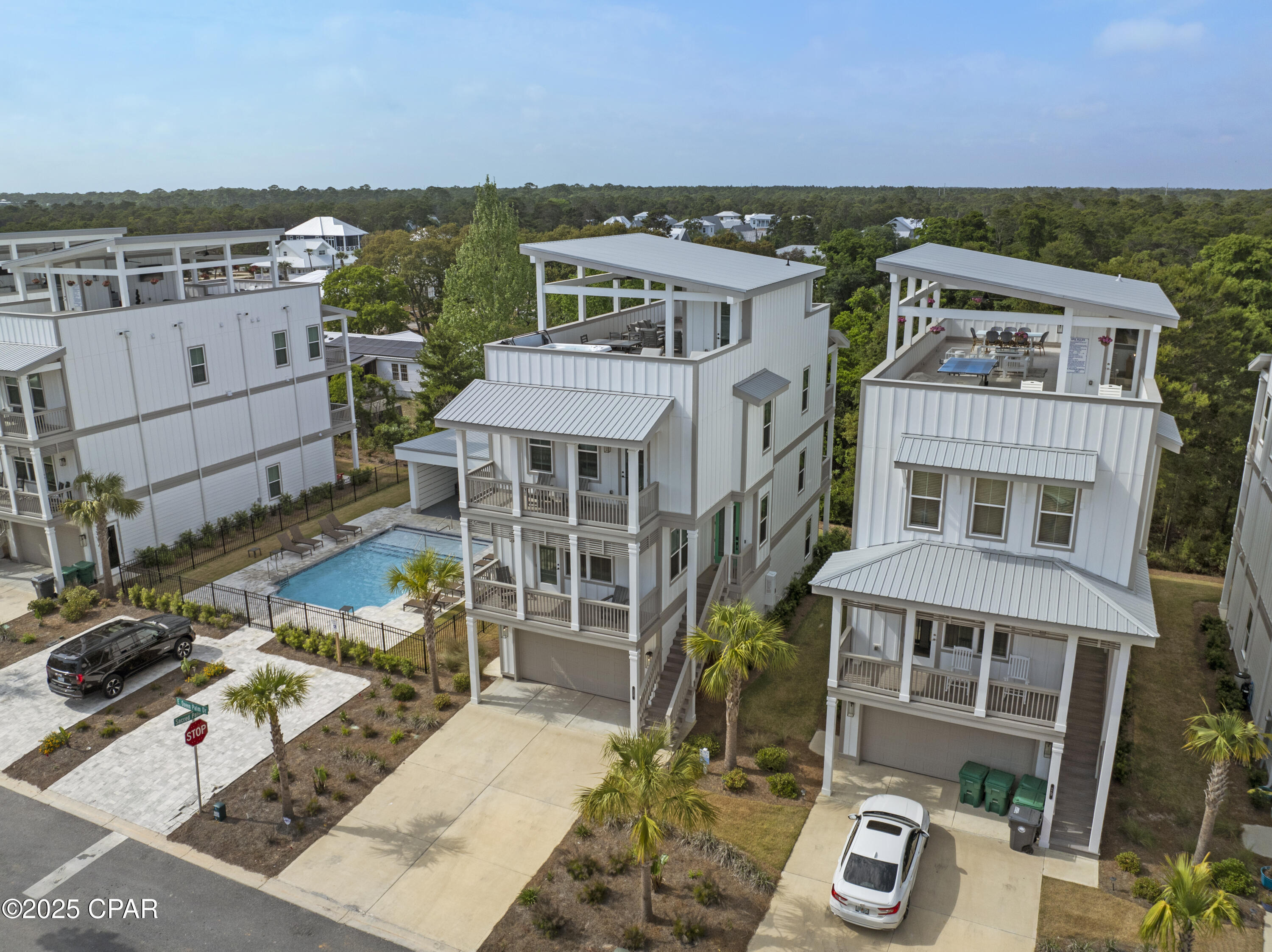 Property Photo: 15 E Queen Palm Drive FL 32461
