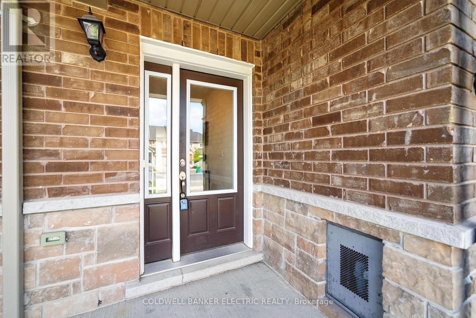 Property Photo: 1651 Hetherington Drive ON K9L 0G6