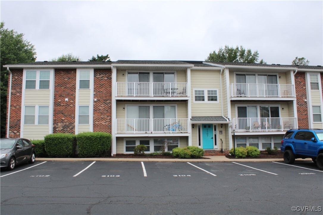 Property Photo: 7707 Odonnell Court 2103 VA 23228