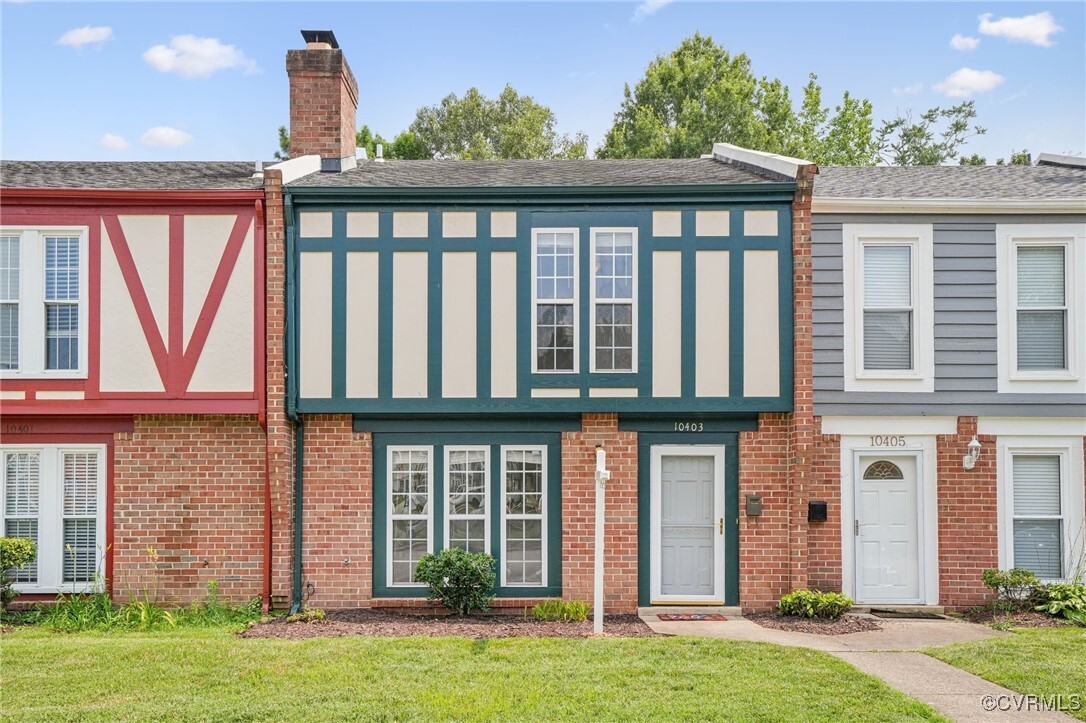 Property Photo: 10403 Hyannis Drive VA 23236