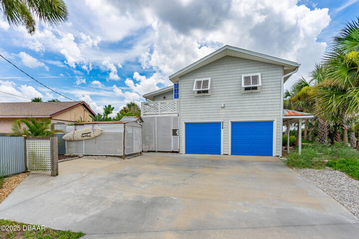 Property Photo: 4026 Cardinal Boulevard FL 32127