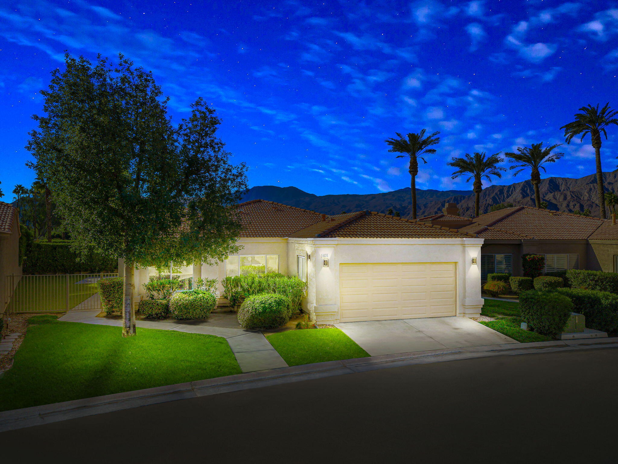 Property Photo:  48211 Vista De Nopal  CA 92253 