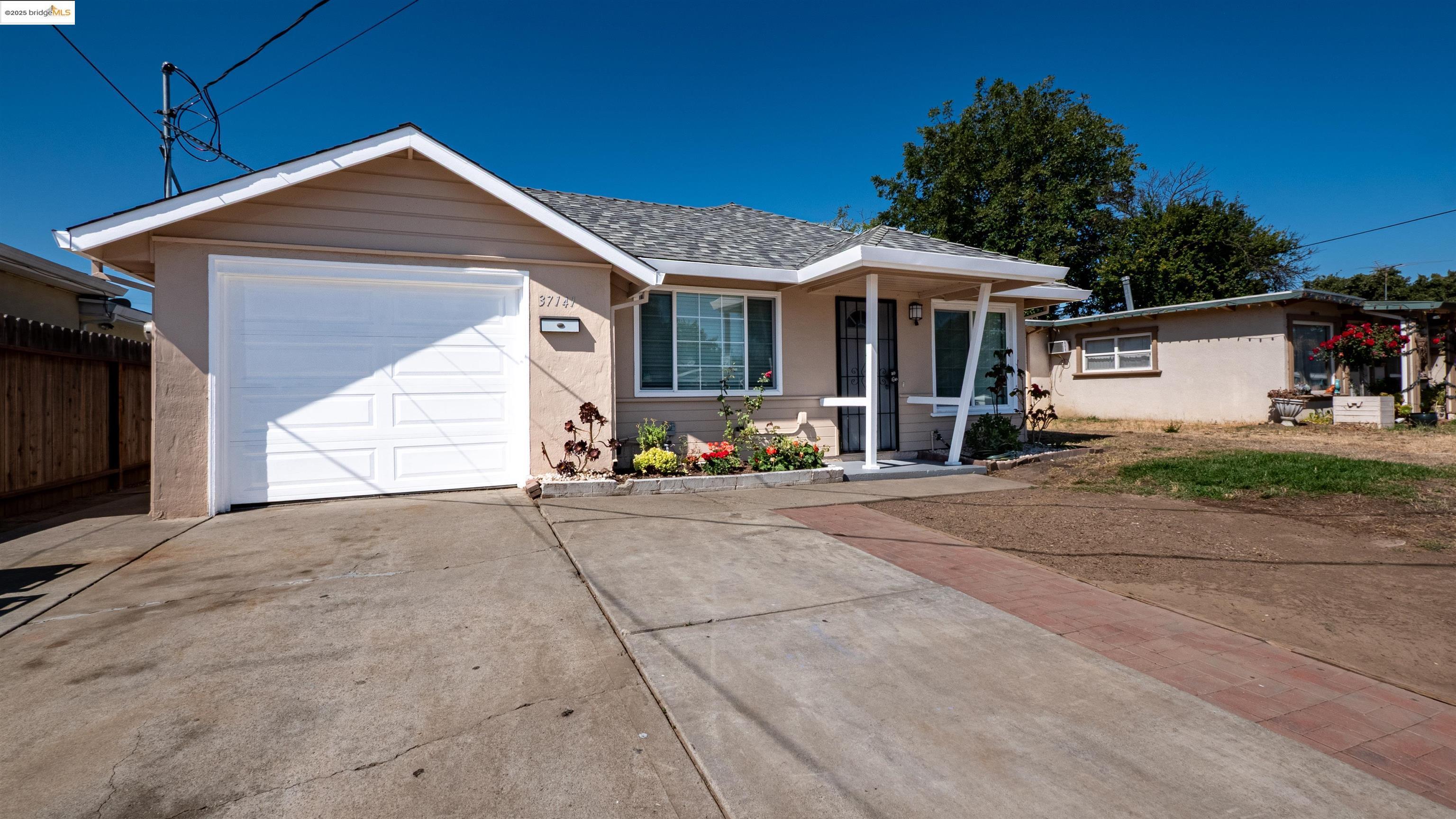 Property Photo: 37141 Dondero Way CA 94536