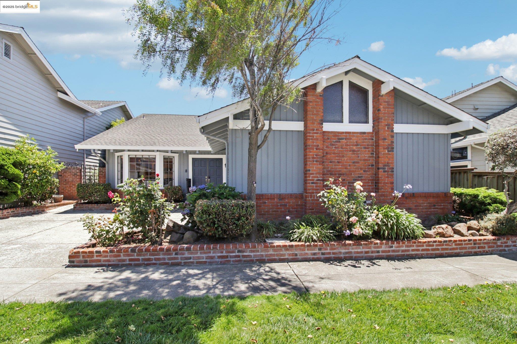 8 Wellfleet Bay  Alameda CA 94502 photo
