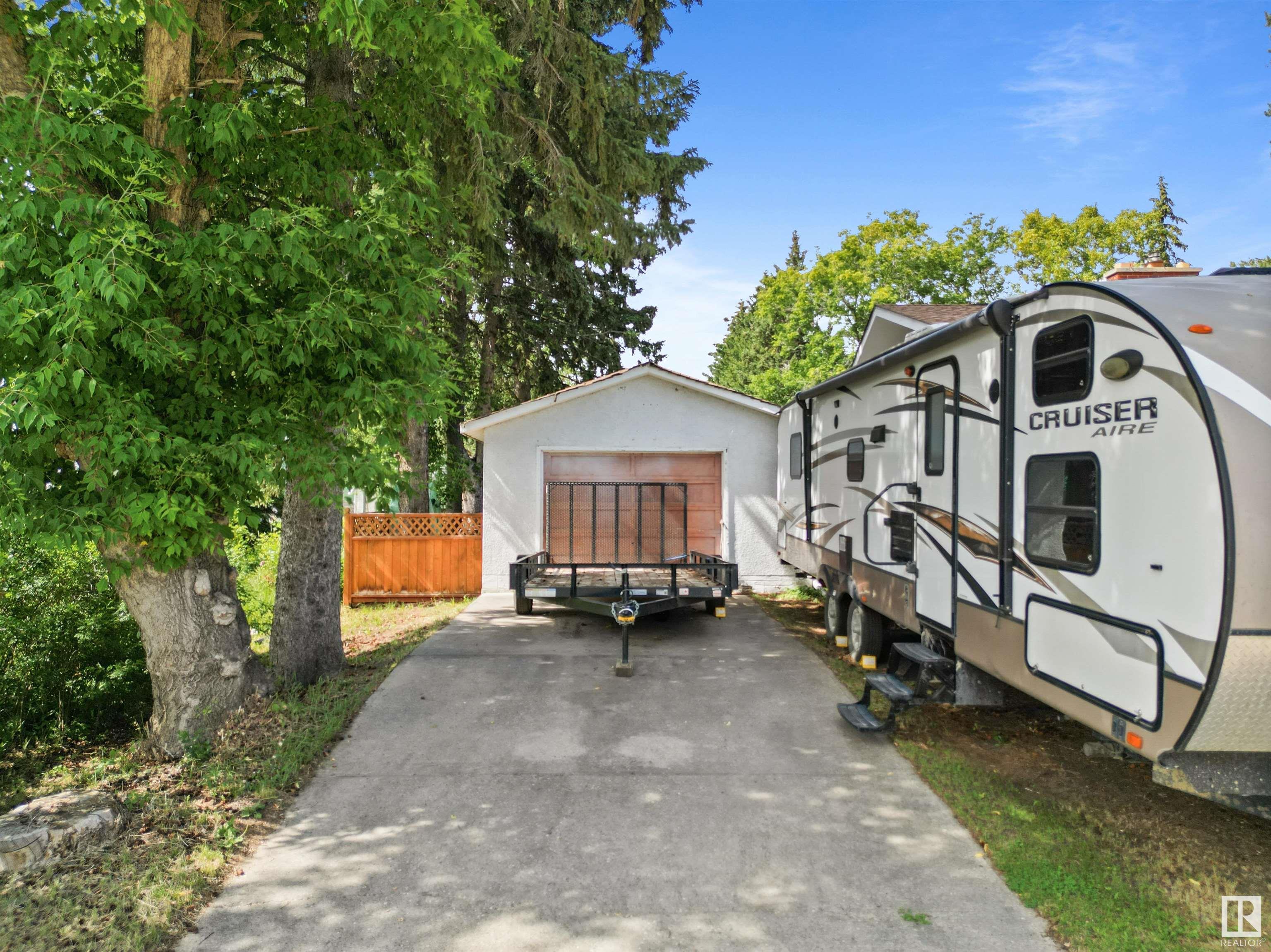 Photo de la propriété: 4916 51 Avenue AB T0C 0P0
