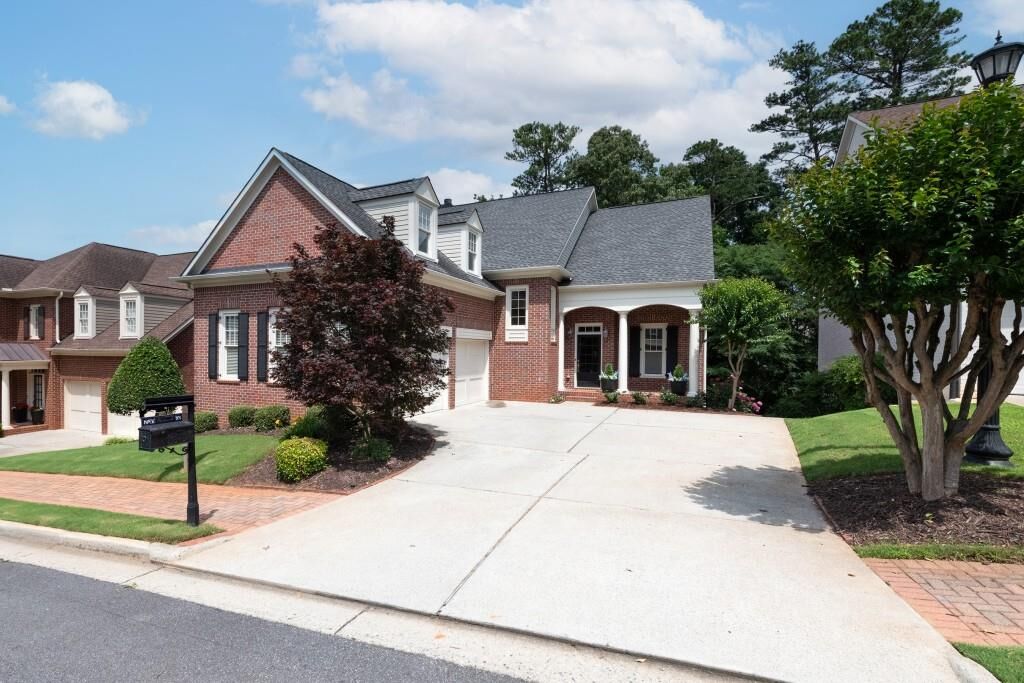 Property Photo:  1560 Heritage Trail  GA 30075 