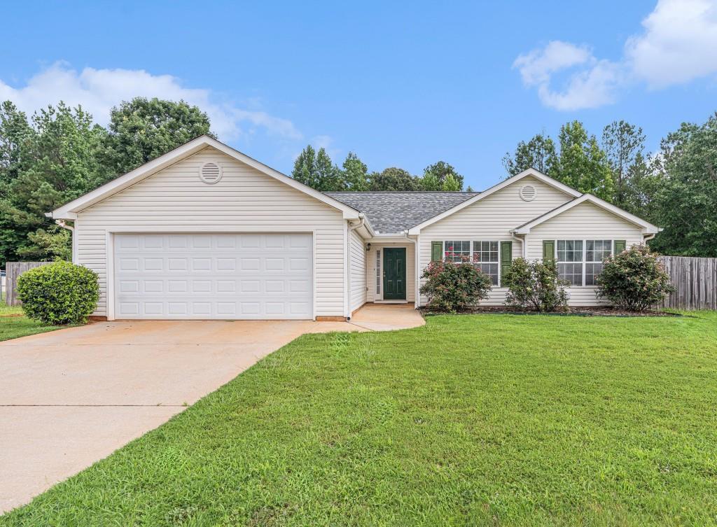 Property Photo: 45 Kendall Lane GA 30014