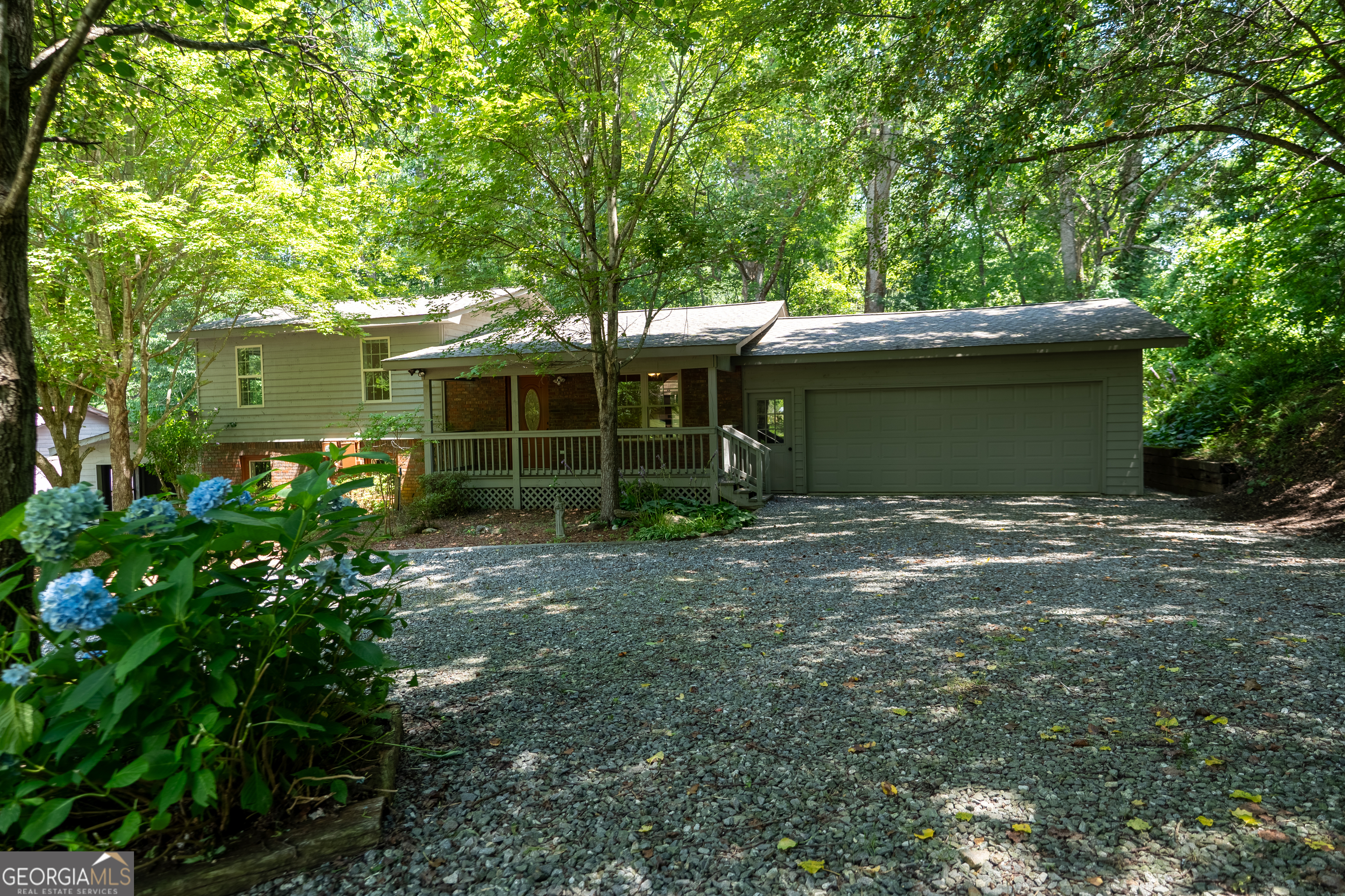 Property Photo:  155 Road 337  GA 30546 