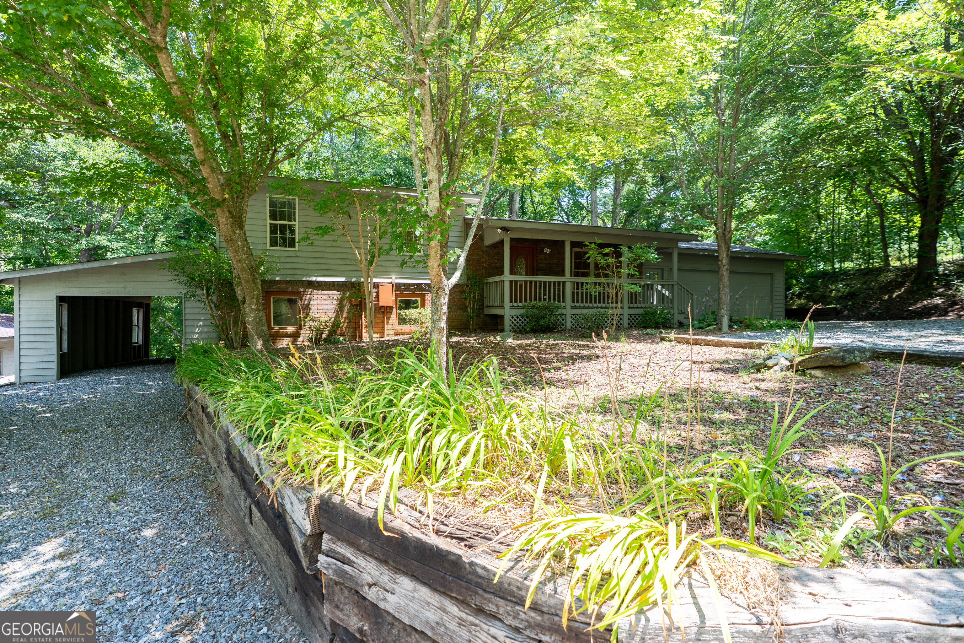 Property Photo: 155 Road 337 GA 30546