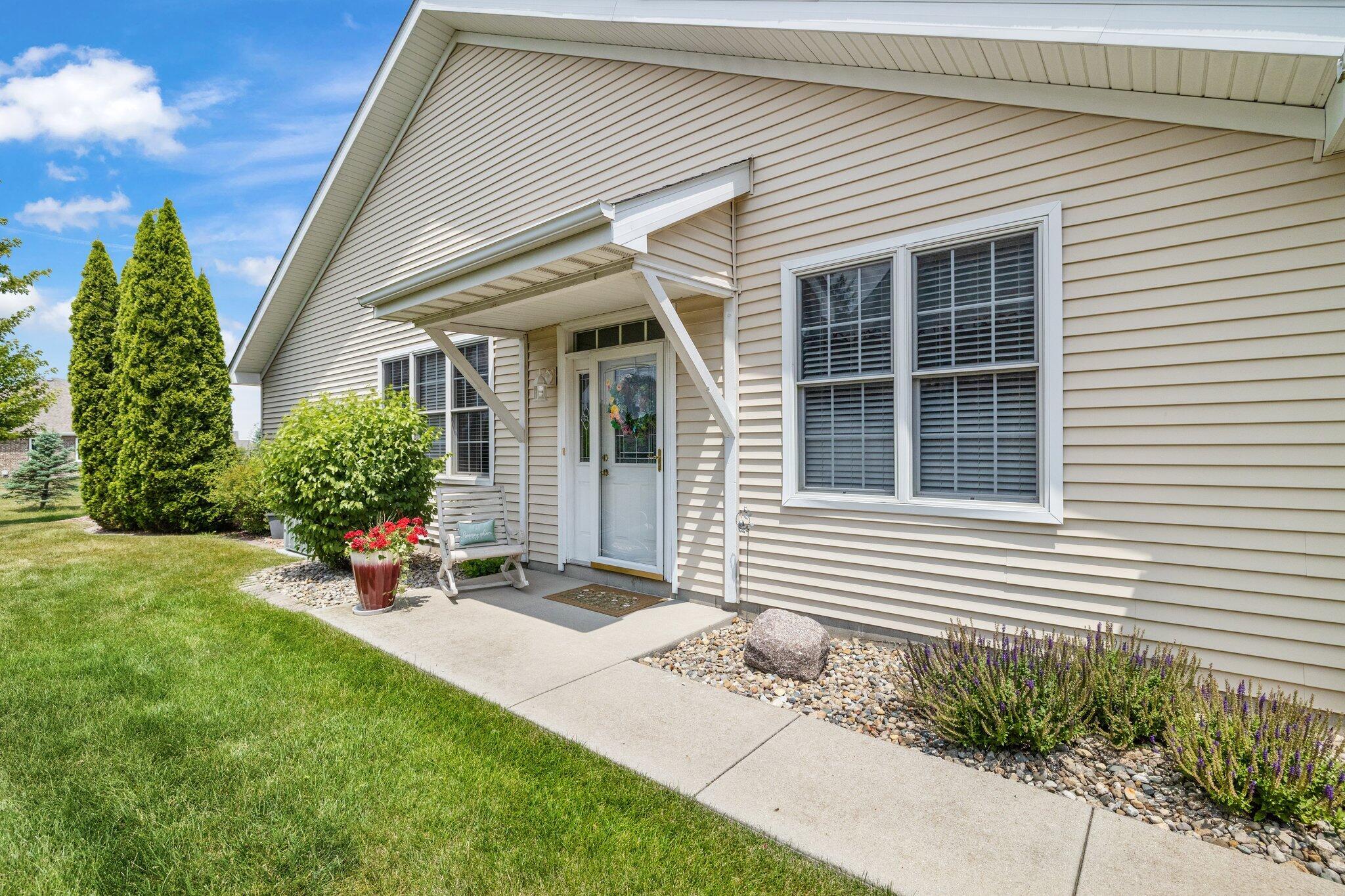 Property Photo: 10692 Scarlett Oak Drive IN 46373