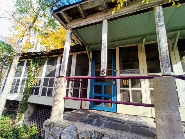 Property Photo:  5 Ash Ln  NJ 07823