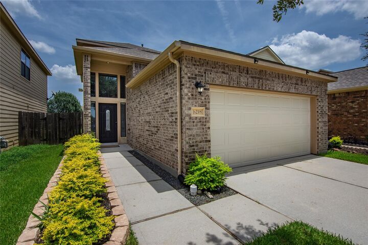 Property Photo:  8218 Rustic Cape Drive  TX 77433 