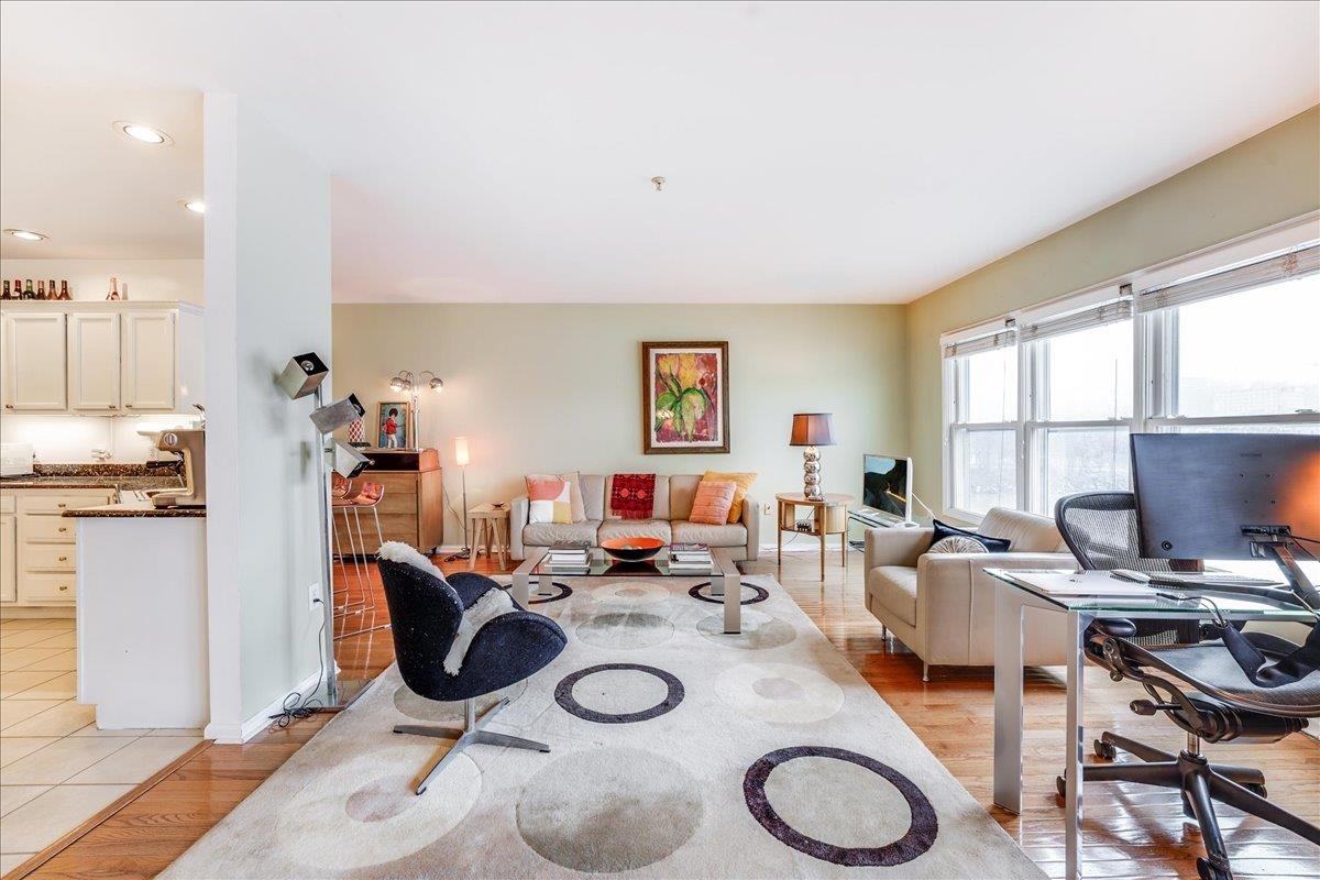 Property Photo: 252 The Promenade 252 NJ 07020