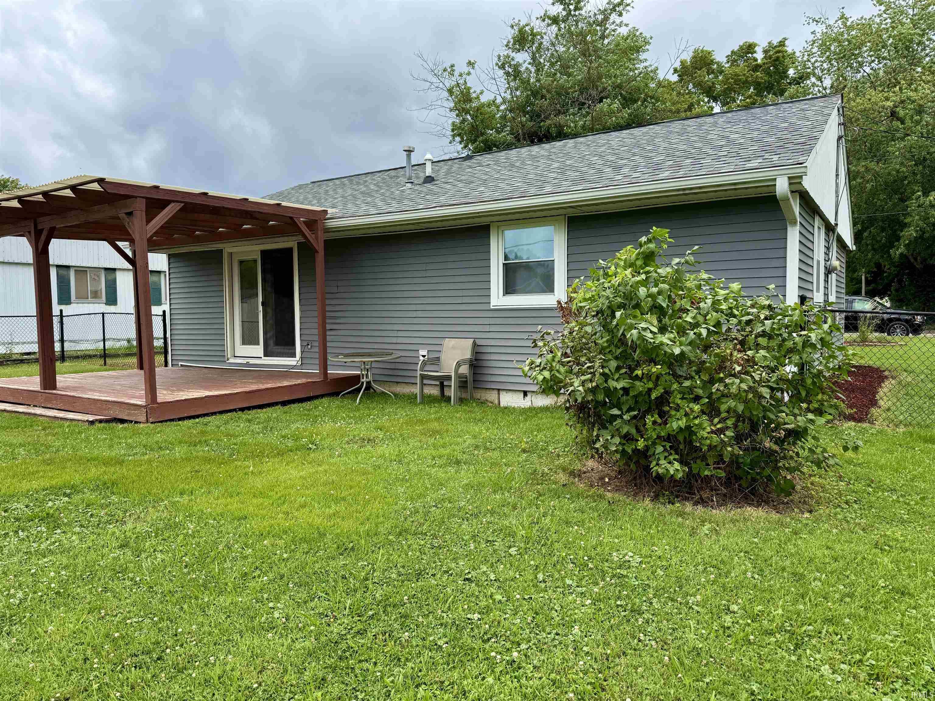 Property Photo: 609 E First Street IN 47542